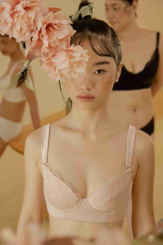 重璞塑身內衣 - 女主角款 | 光面蕾絲調整型內衣(白/粉/黑) | 針對下垂、副乳、外擴,打造美好胸型